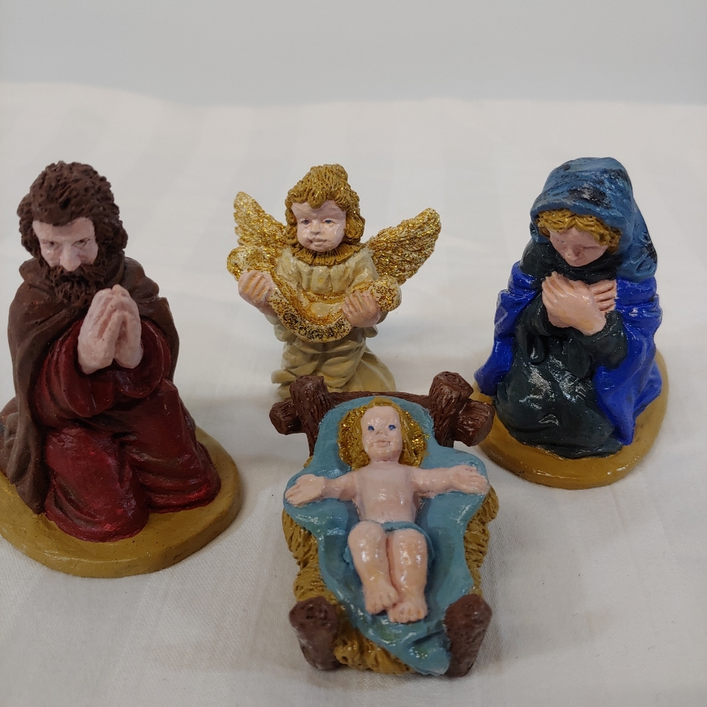 Mini Nativity Scene Tiny Baby Jesus Virgin Mary